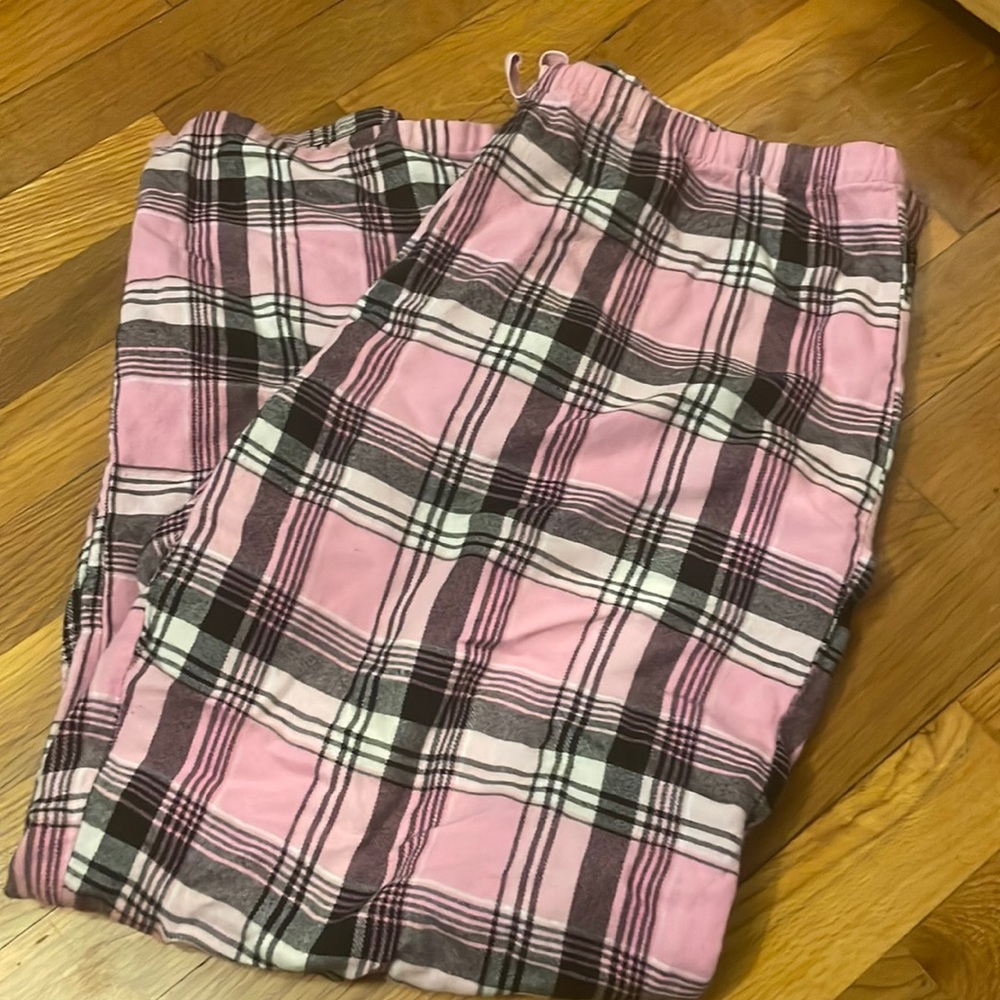 Pink plaid Pajamas pants
